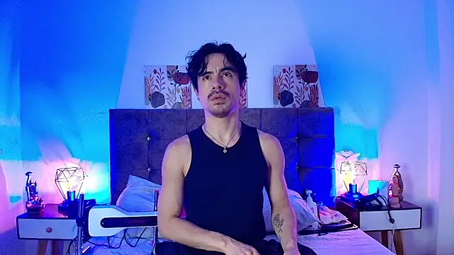 Ethan Briggs  online show from May 2026 03:37:02 AM