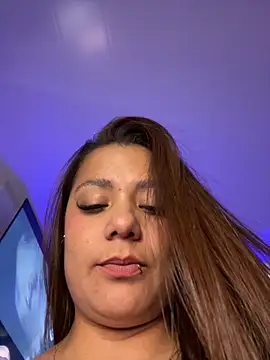 Pretty  Milf online show from March 2026 01:05:02 PM