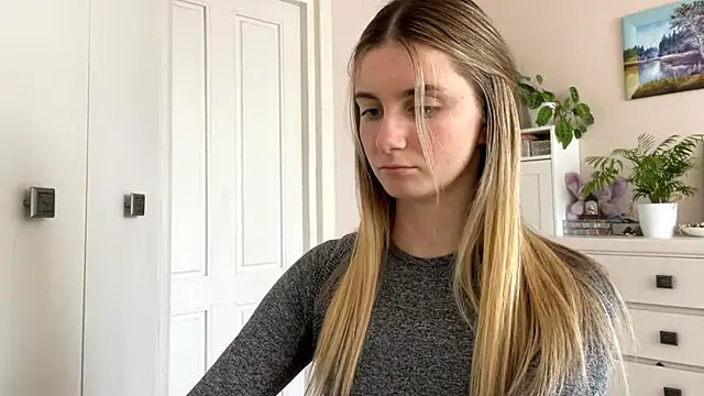 SharellHabersham online show from February 2026 12:11:01 PM