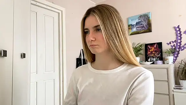 SharellHabersham online show from February 2026 01:14:02 PM