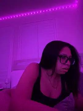 Snapshot of cartierprincess chatting on February 2026 07:18:01 AM cartierprincess online show from February 2026 07:18:01 AM