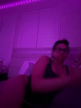 Snapshot of cartierprincess chatting on March 2026 03:34:01 AM cartierprincess online show from March 2026 03:34:01 AM