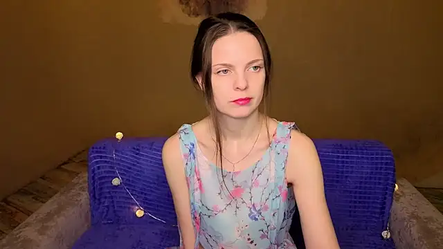 Snapshot of RoseWaulhgberg chatting on April 2026 02:05:02 AM RoseWaulhgberg online show from April 2026 02:05:02 AM