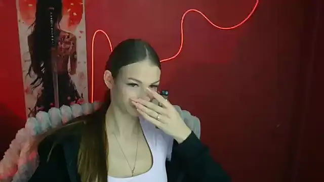 Lina Loveuu online show from April 2026 05:32:02 AM