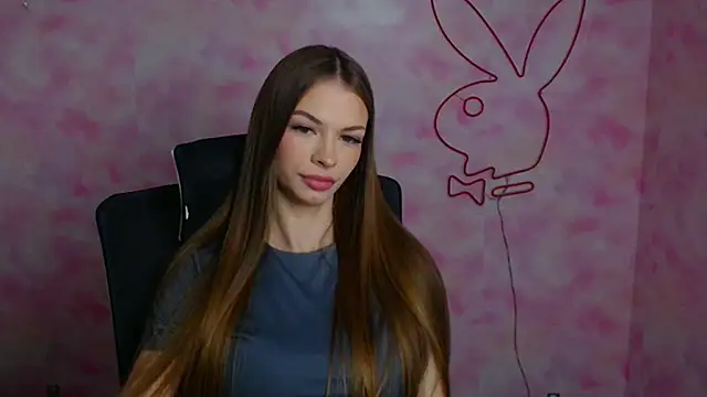 Lina Loveuu online show from April 2026 11:30:02 AM