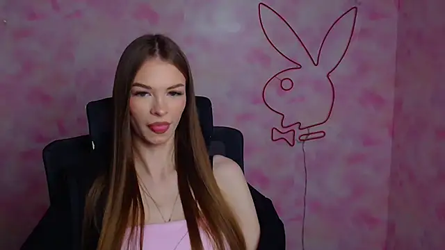 Lina Loveuu online show from April 2026 11:37:01 AM