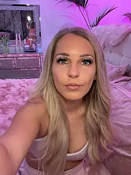 JulieSol online show from February 2026 08:15:02 AM