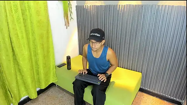 LARRY VITO online show from February 2026 01:10:01 PM