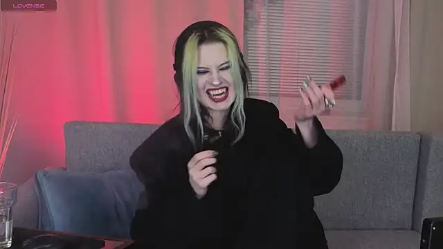 ToxicKittyy online show from March 2026 09:18:01 PM