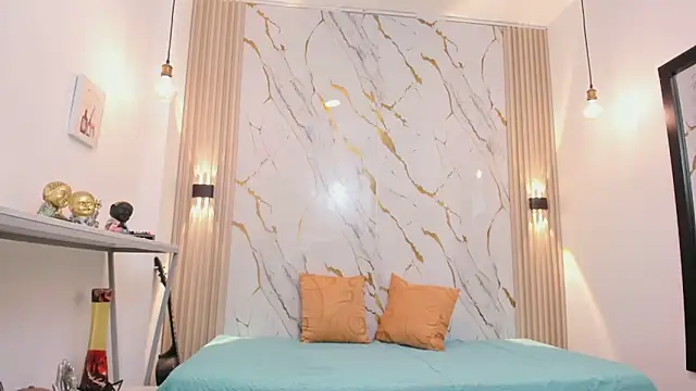 MarcusLux  online show from February 2026 08:23:01 PM