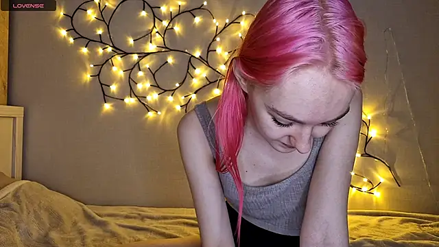 MisaMew online show from January 2026 09:02:02 AM