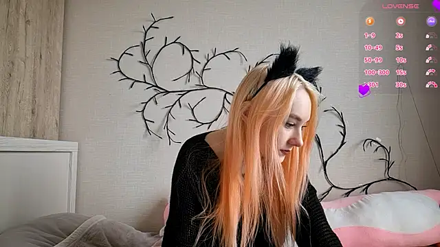 Snapshot of MisaMew chatting on February 2026 08:15:02 AM MisaMew online show from February 2026 08:15:02 AM