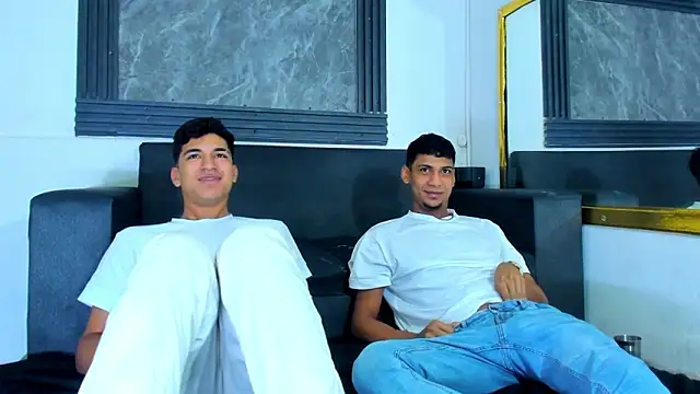 Snapshot of ALEX_KEITH26 chatting on February 2026 11:50:01 AM ALEX KEITH26 online show from February 2026 11:50:01 AM