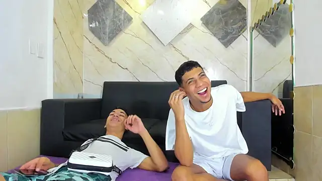 Snapshot of ALEX_KEITH26 chatting on March 2026 12:32:01 PM ALEX KEITH26 online show from March 2026 12:32:01 PM