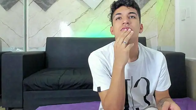 Snapshot of ALEX_KEITH26 chatting on March 2026 08:01:01 PM ALEX KEITH26 online show from March 2026 08:01:01 PM