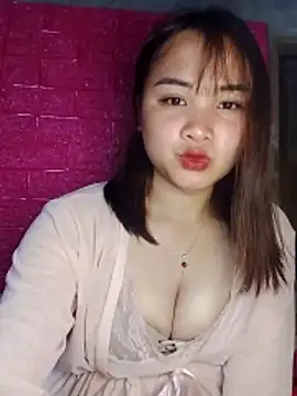 Lisakeem online show from February 2026 01:01:02 PM