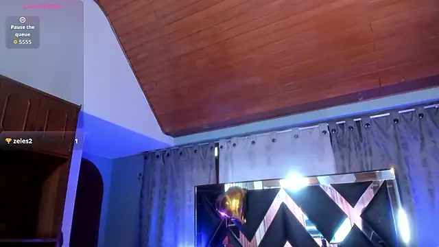 Snapshot of michell_sweetiee chatting on February 2026 06:19:01 PM michell sweetiee online show from February 2026 06:19:01 PM