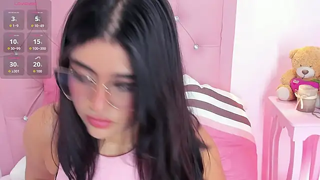 Nara Bloom online show from February 2026 04:44:02 PM