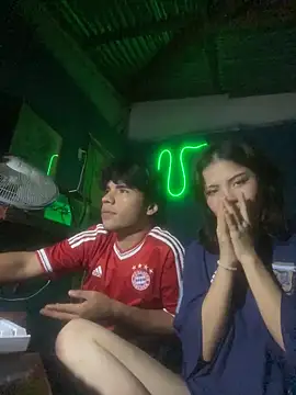 millsmylk online show from February 2026 03:22:02 AM