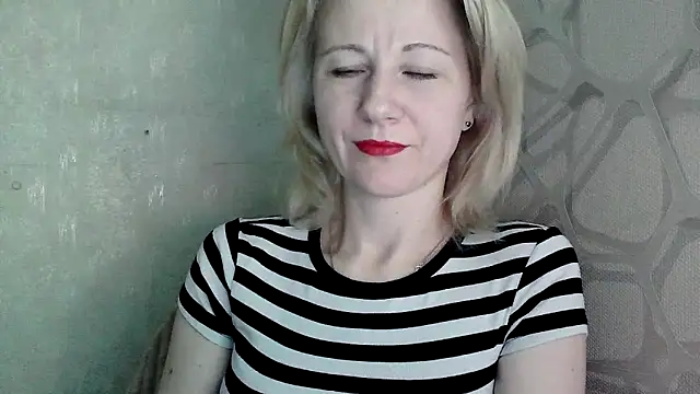 Kitti-Ellison online show from February 2026 07:51:01 PM