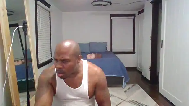 Snapshot of TheCrushExperience chatting on March 2026 02:04:02 AM TheCrushExperience online show from March 2026 02:04:02 AM