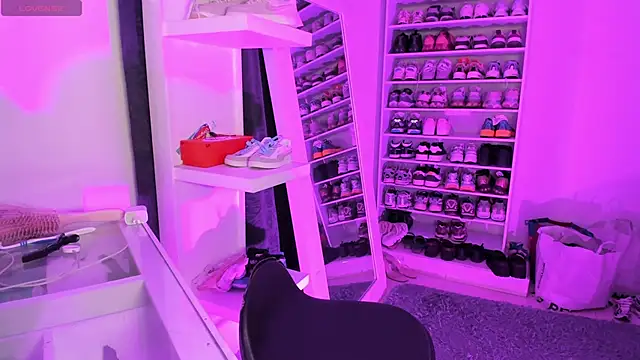 Amberprincess2 online show from January 2026 07:11:01 PM