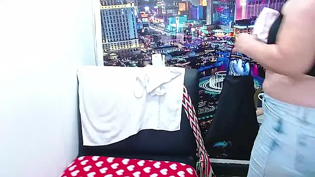 tila nastyy online show from April 2026 01:25:02 PM
