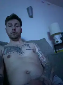 LockingStacks online show from February 2026 04:05:02 AM