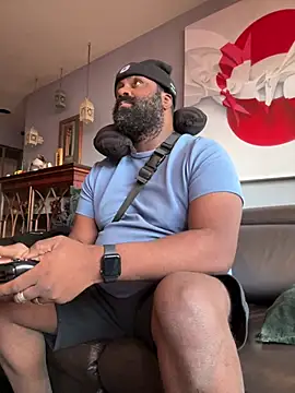 Snapshot of KOdaLion chatting on March 2026 11:52:01 PM KOdaLion online show from March 2026 11:52:01 PM