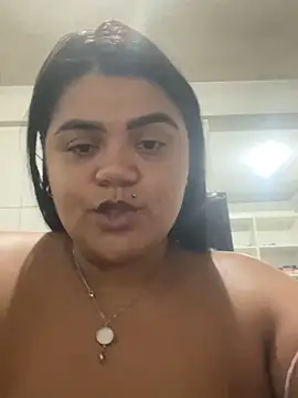 Snapshot of MorenaCariok chatting on February 2026 09:39:01 AM MorenaCariok online show from February 2026 09:39:01 AM