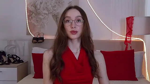Emily Simon online show from May 2026 05:24:01 AM