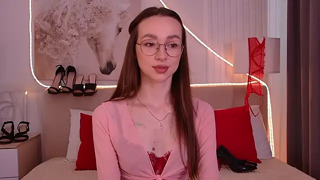 Emily Simon online show from June 2026 06:02:01 AM