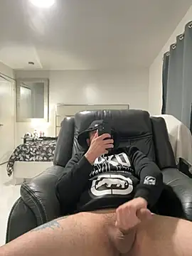 J thebeastxxx online show from January 2026 12:48:01 AM