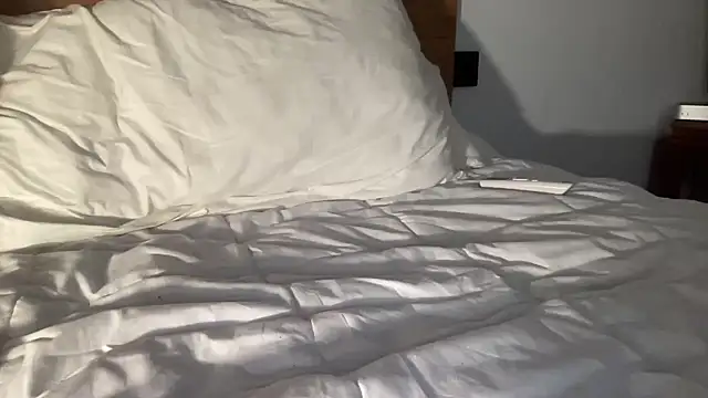 nadya cat online show from February 2026 04:10:02 PM