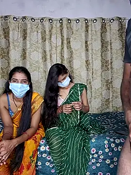 Snapshot of Forest_Queen chatting on March 2026 04:48:01 PM Forest Queen online show from March 2026 04:48:01 PM