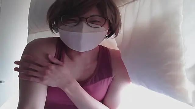 Snapshot of You_Aoi chatting on March 2026 04:20:01 AM You Aoi online show from March 2026 04:20:01 AM