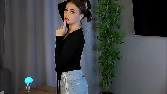 CarynRad online show from February 2026 11:42:02 AM