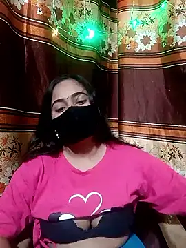 Red-Bird2 online show from March 2026 01:36:02 AM