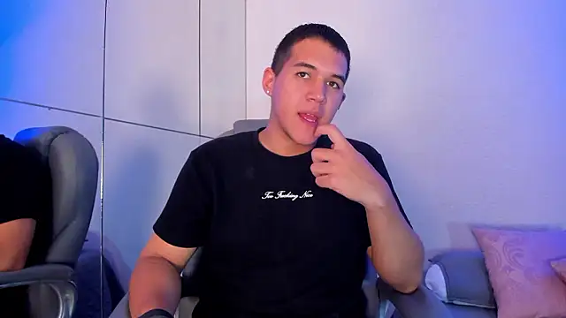 Tadeo vega  online show from January 2026 03:21:02 AM