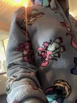 NaughtyShawdy online show from May 2026 06:08:01 AM