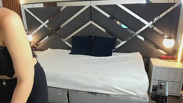 Snapshot of Ambarross_ chatting on March 2026 12:53:01 PM Ambarross online show from March 2026 12:53:01 PM