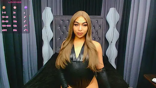 Snapshot of Clea_Moore chatting on February 2026 03:06:01 PM Clea Moore online show from February 2026 03:06:01 PM