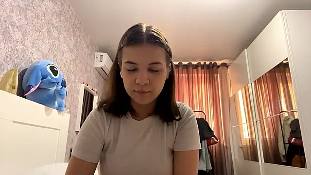 Lunavirexiall online show from February 2026 11:27:01 AM