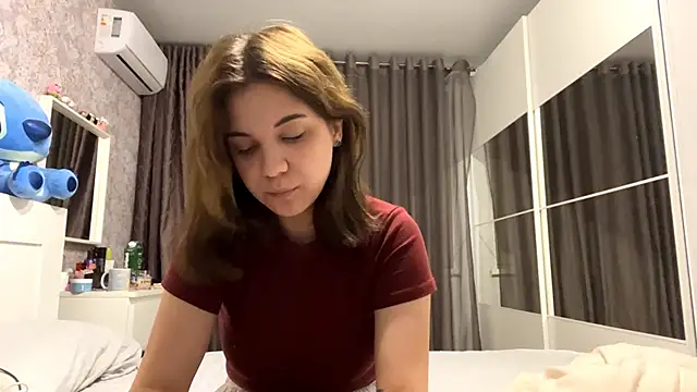 Lunavirexiall online show from February 2026 05:39:02 PM