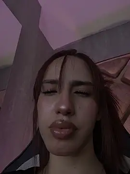 elodie rouge online show from April 2026 12:29:02 PM