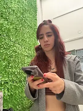 elodie rouge online show from May 2026 11:39:02 AM