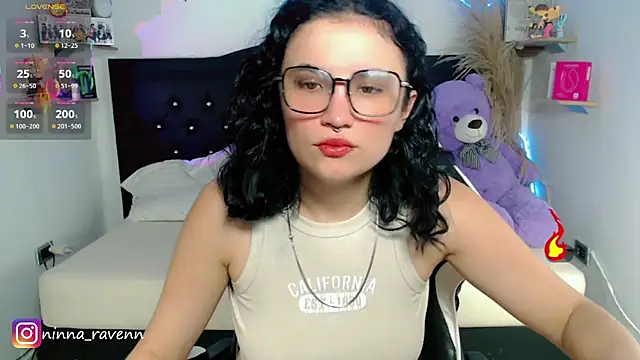 AriaDark online show from May 2026 10:04:02 PM