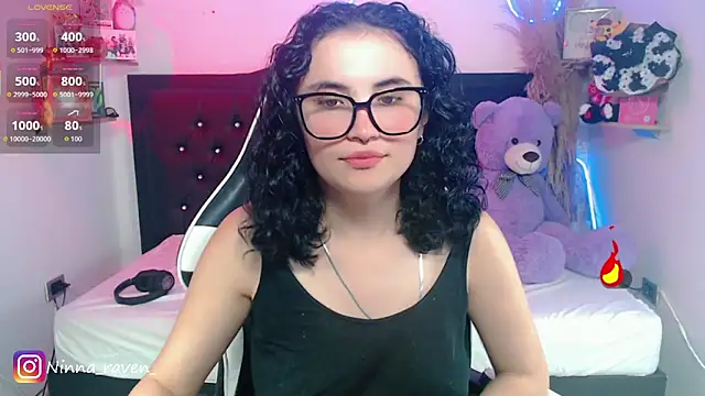 AriaDark online show from June 2026 09:09:01 PM