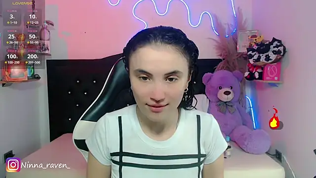 AriaDark online show from June 2026 09:02:01 PM