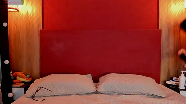 VanessaDoofenshmirtz online show from June 2026 02:21:02 PM